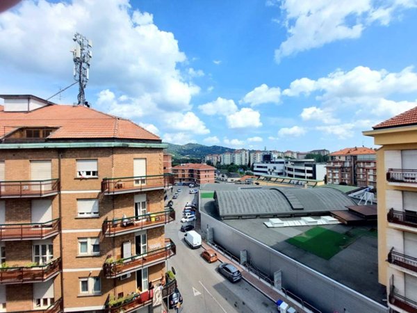 appartamento in vendita a Moncalieri in zona Borgo San Pietro
