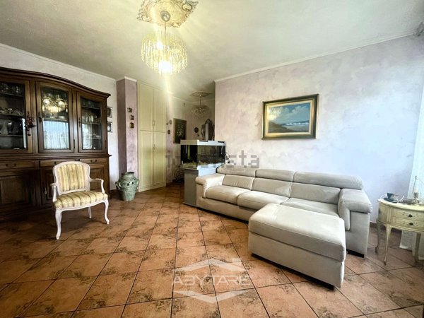 appartamento in vendita a Moncalieri in zona Testona