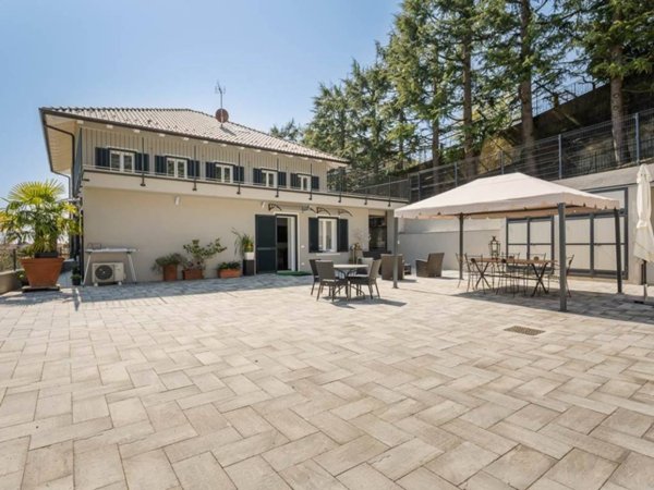 casa indipendente in vendita a Moncalieri in zona Revigliasco