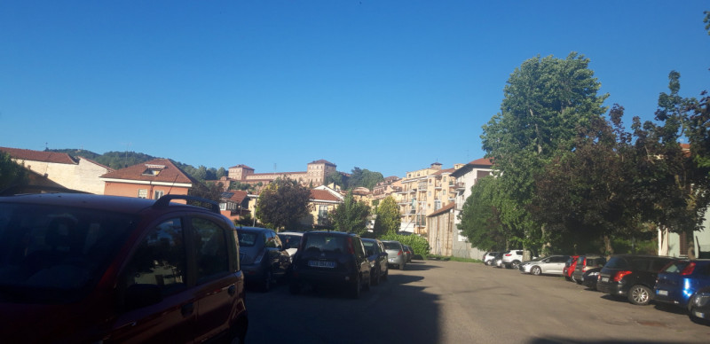 locale commerciale in vendita a Moncalieri