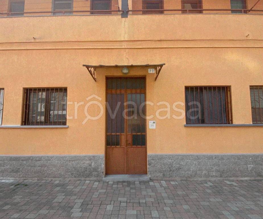 locale di sgombero in vendita a Moncalieri