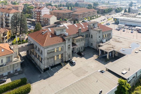 intera palazzina in vendita a Moncalieri