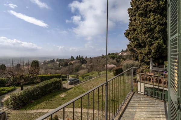 casa indipendente in vendita a Moncalieri