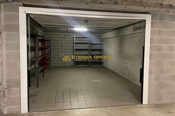 negozio in vendita a Moncalieri