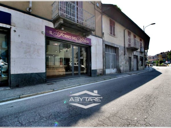 negozio in vendita a Moncalieri
