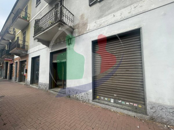 negozio in vendita a Moncalieri