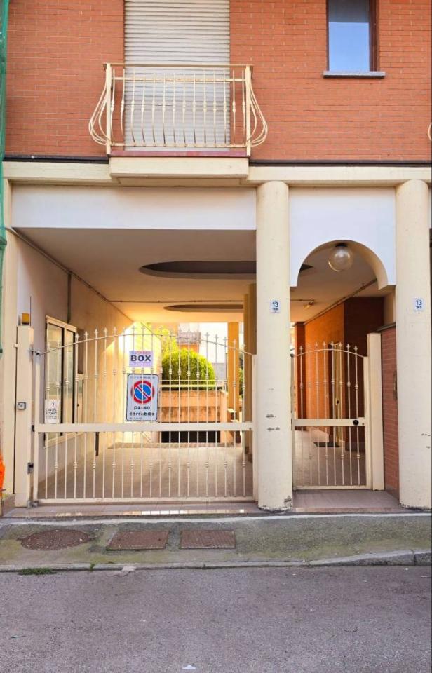 negozio in vendita a Moncalieri