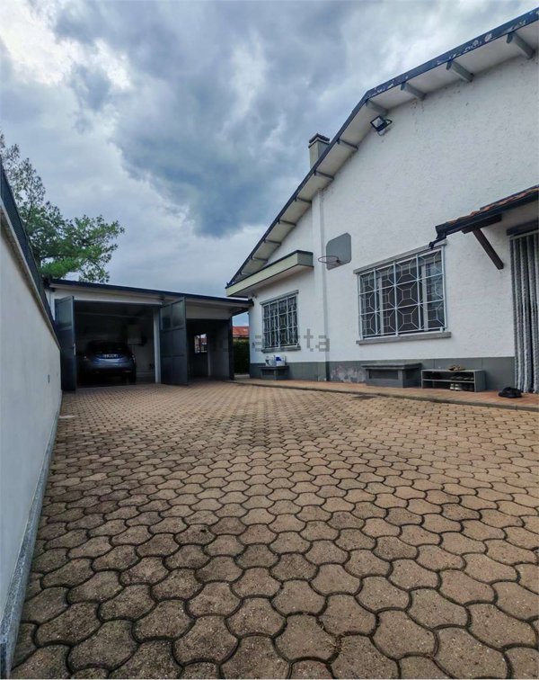 casa indipendente in vendita a Moncalieri