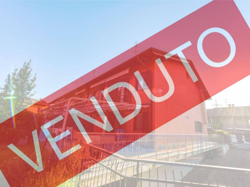 casa indipendente in vendita a Moncalieri in zona Barauda