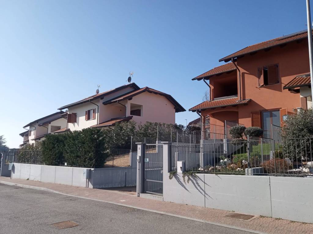 casa indipendente in vendita a Moncalieri in zona Moriondo