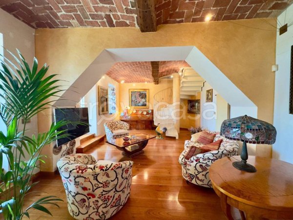 appartamento in vendita a Moncalieri in zona Revigliasco