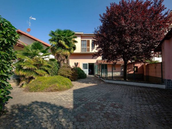 casa indipendente in vendita a Moncalieri