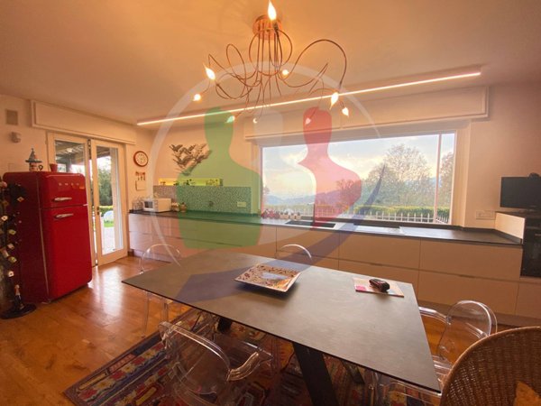 casa indipendente in vendita a Moncalieri in zona Revigliasco