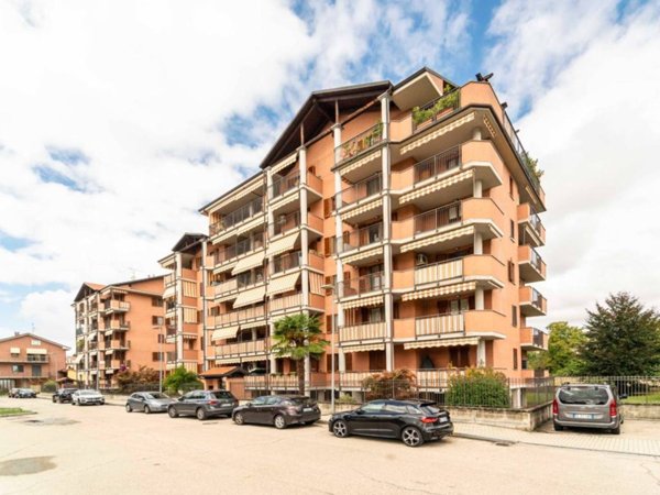 appartamento in vendita a Moncalieri in zona Testona