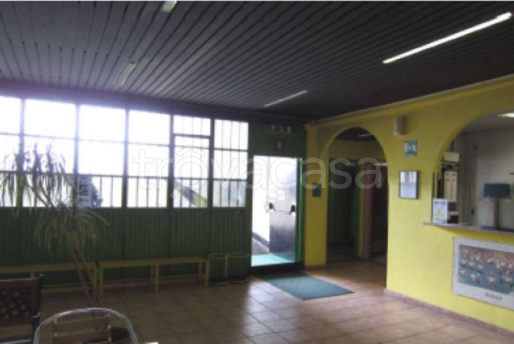 negozio in vendita a Moncalieri