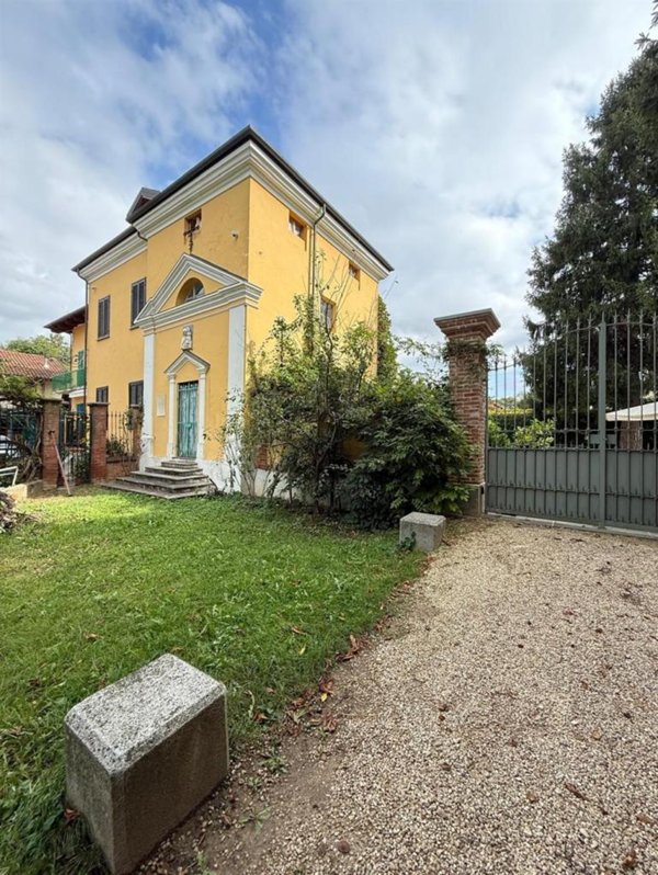 casa indipendente in vendita a Moncalieri