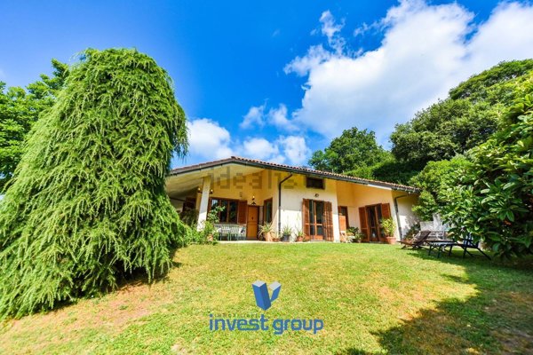 casa indipendente in vendita a Moncalieri in zona Revigliasco