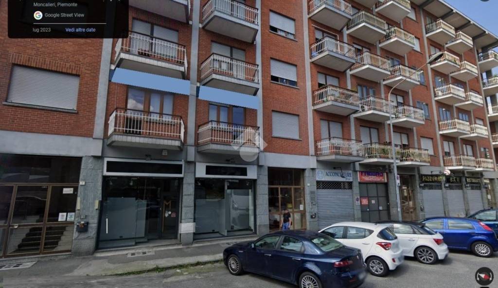 negozio in vendita a Moncalieri