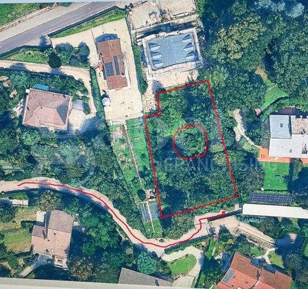 terreno edificabile in vendita a Moncalieri in zona Revigliasco
