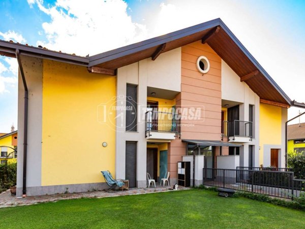 appartamento in vendita a Moncalieri in zona Tetti Piatti