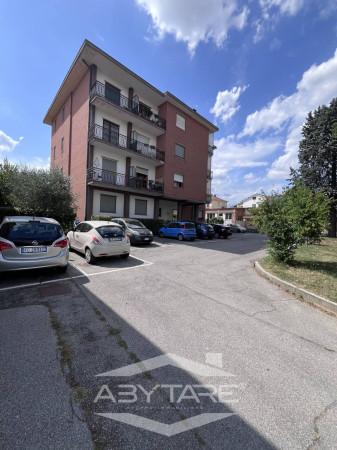 negozio in vendita a Moncalieri in zona Moriondo