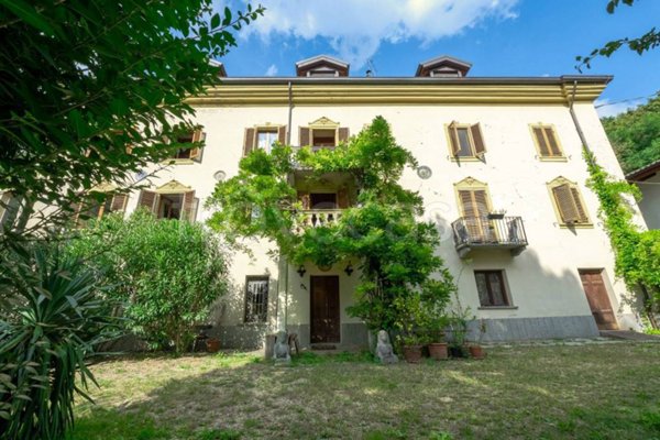 casa indipendente in vendita a Moncalieri in zona Boccia d'Oro