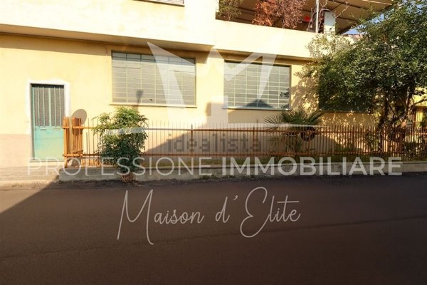 locale di sgombero in vendita a Moncalieri