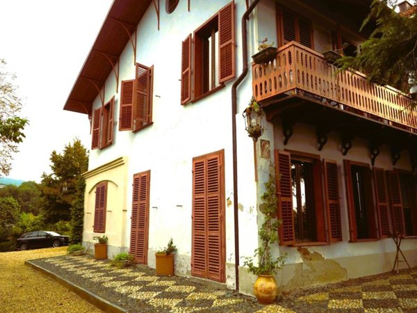 casa indipendente in vendita a Moncalieri in zona Testona