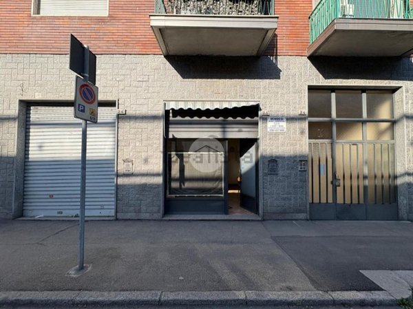 locale commerciale in vendita a Moncalieri