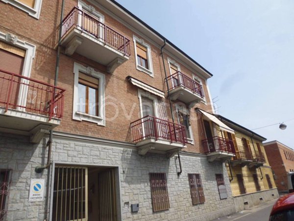 appartamento in vendita a Moncalieri in zona Borgo San Pietro