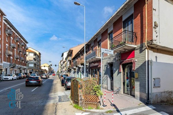 negozio in vendita a Moncalieri