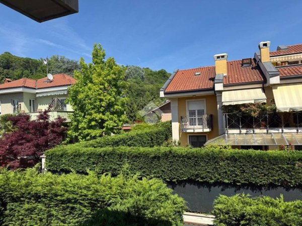 casa indipendente in vendita a Moncalieri in zona Boccia d'Oro