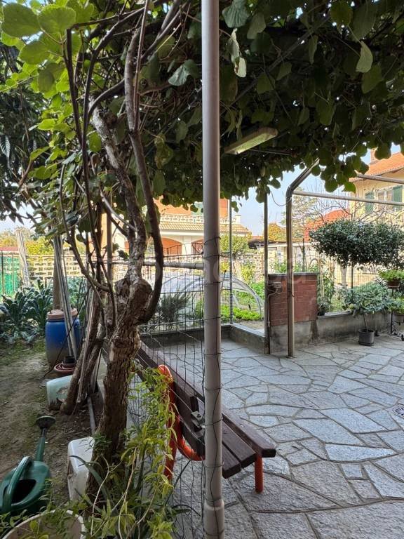 casa indipendente in vendita a Moncalieri in zona Tagliaferro