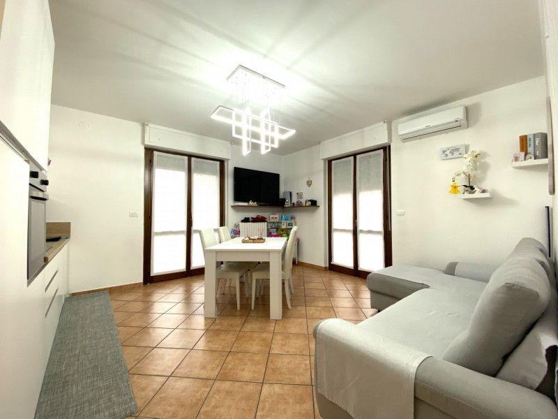 appartamento in vendita a Moncalieri in zona Borgo San Pietro