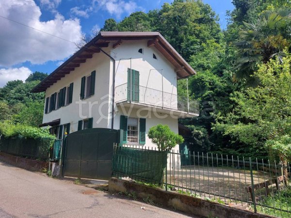 casa indipendente in vendita a Moncalieri in zona Boccia d'Oro