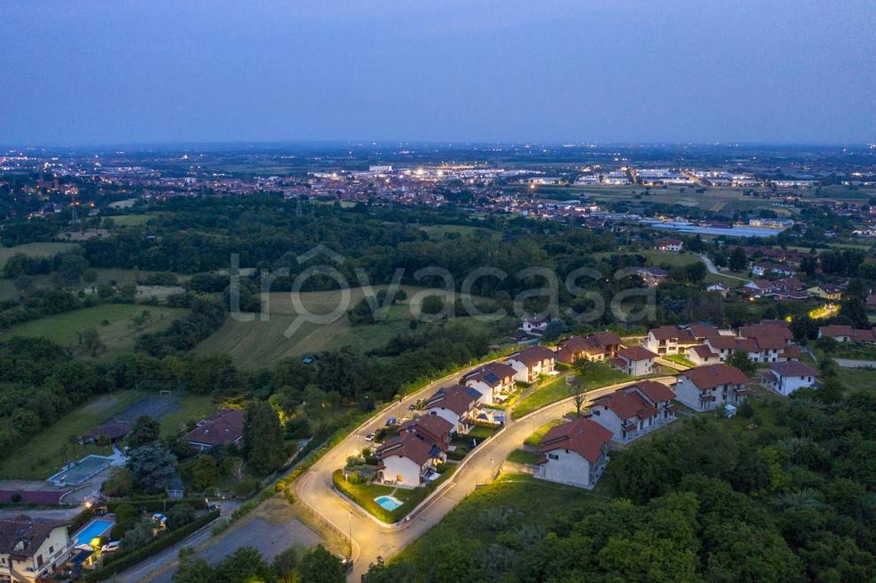 casa indipendente in vendita a Moncalieri in zona Moriondo