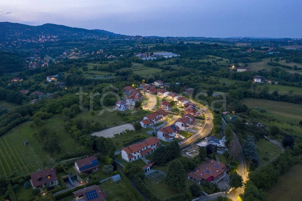 casa indipendente in vendita a Moncalieri in zona Moriondo