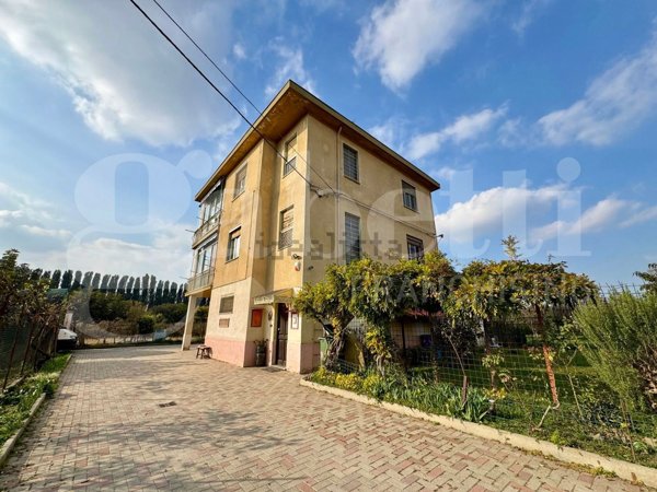 casa indipendente in vendita a Moncalieri