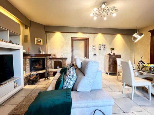 casa indipendente in vendita a Moncalieri in zona Tetti Piatti