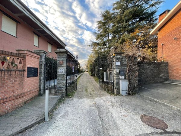 appartamento in vendita a Moncalieri in zona Testona