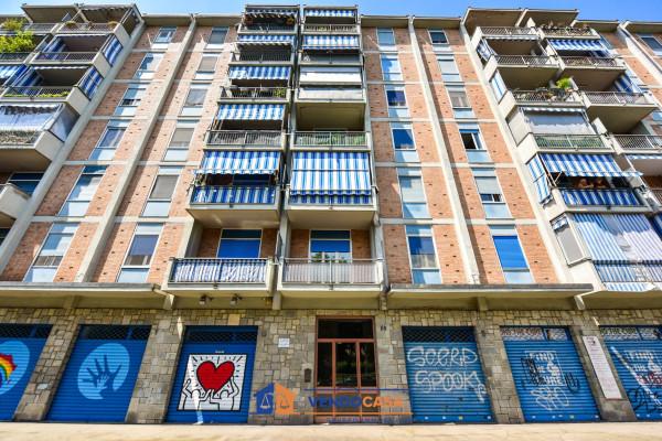 negozio in vendita a Moncalieri