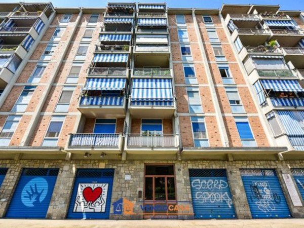 negozio in vendita a Moncalieri