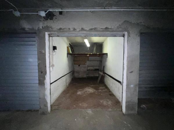 negozio in vendita a Moncalieri in zona Testona