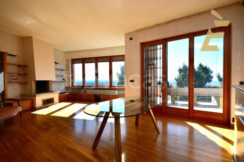 appartamento in vendita a Moncalieri in zona Revigliasco