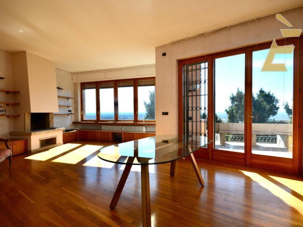 appartamento in vendita a Moncalieri in zona Revigliasco