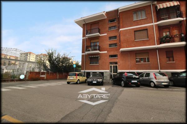 negozio in vendita a Moncalieri