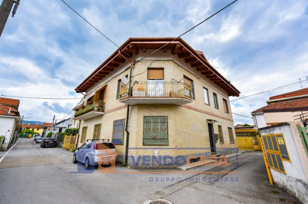 appartamento in vendita a Moncalieri in zona Testona