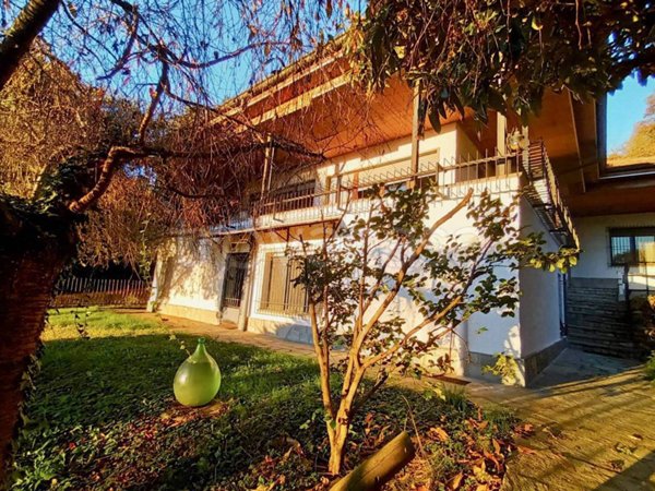 casa indipendente in vendita a Moncalieri
