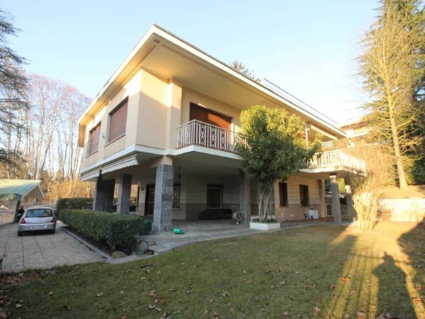 casa indipendente in vendita a Moncalieri in zona Revigliasco