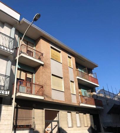 negozio in vendita a Moncalieri